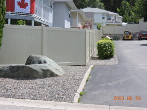 Fencing services in Ottawa