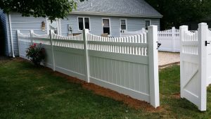 PVC vinyl fence in Ottawa