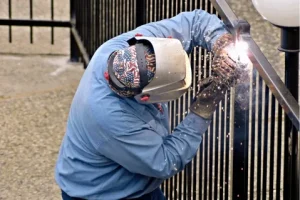 Fence Repair in Ottawa