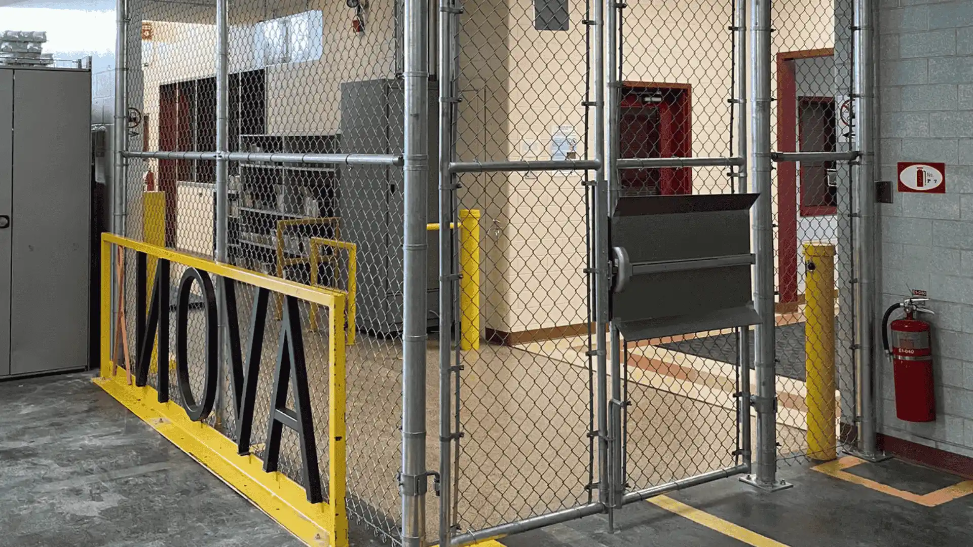 Commercial fencing