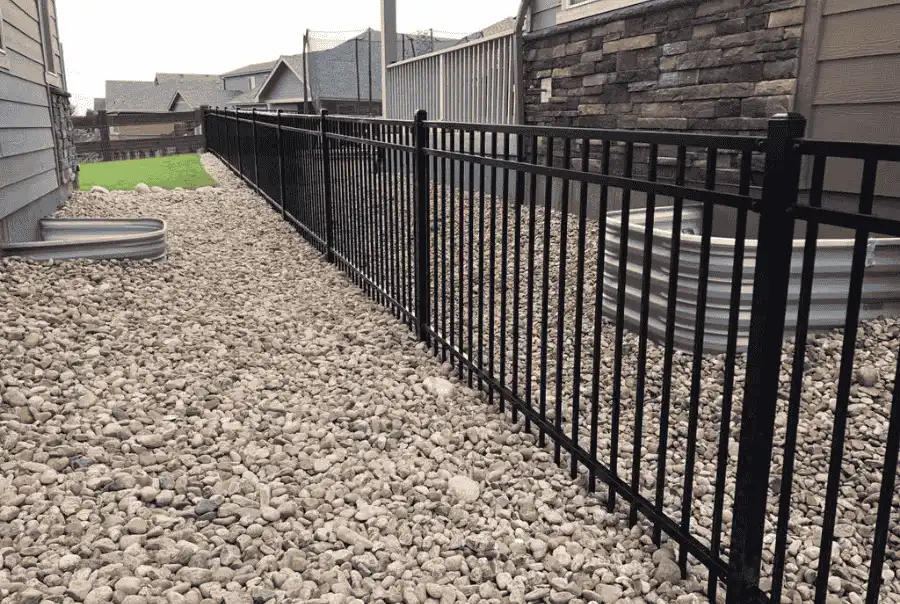 Iron fence, Buxton