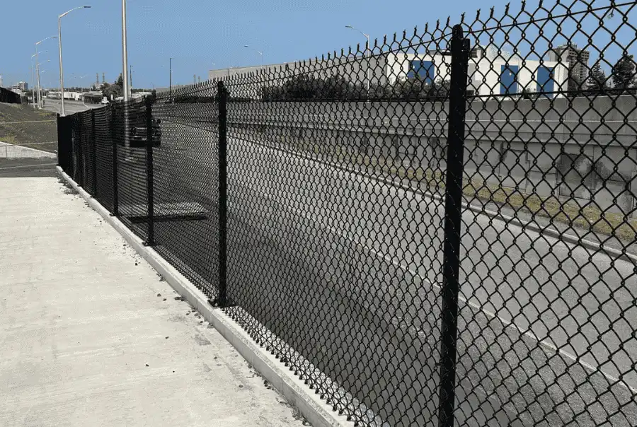 Commercial fencing