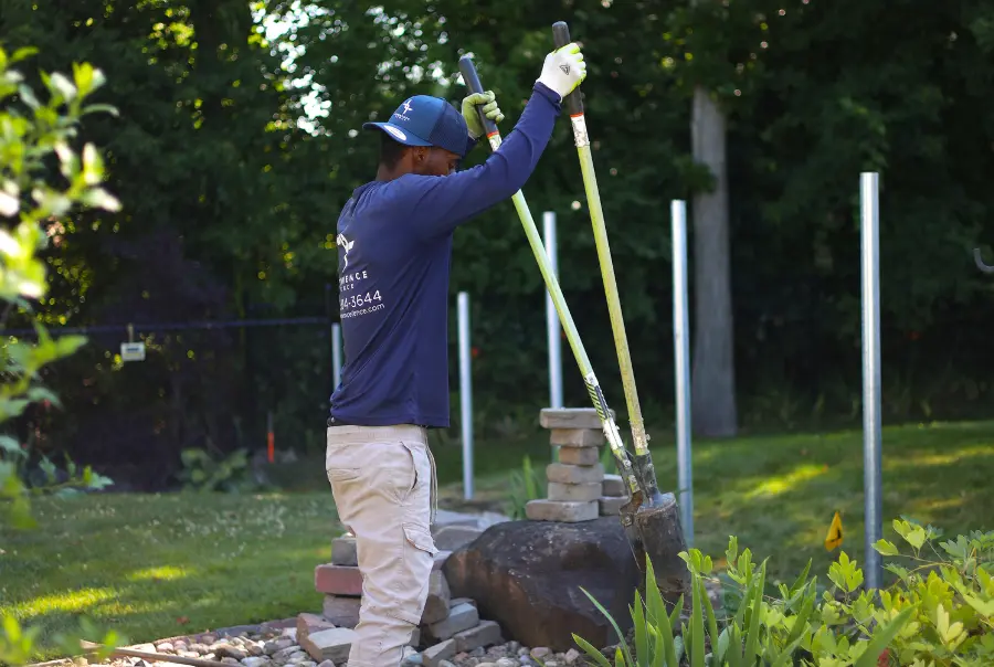 fence repair Ottawa
