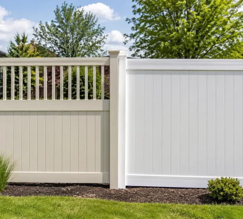 What's the Difference Between Vinyl and PVC Fencing