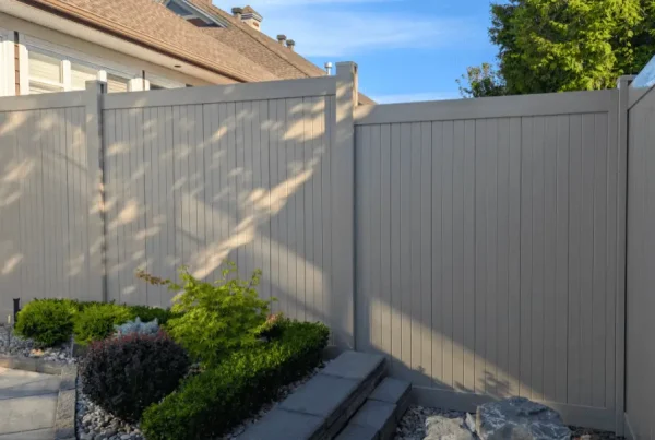 7 foot Creme PVC Fence