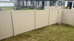 Commence Fence Vinyl Fence